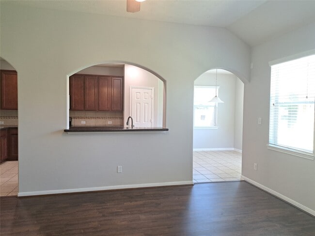 property at 26315 Fox Ridge Ln