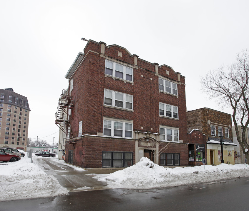 445 W Gilman St in Madison, WI - Building Photo