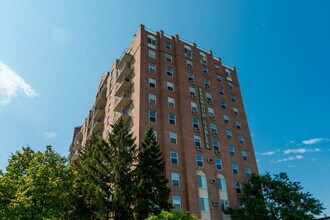 Kenwood Gables in Minneapolis, MN - Foto de edificio - Building Photo