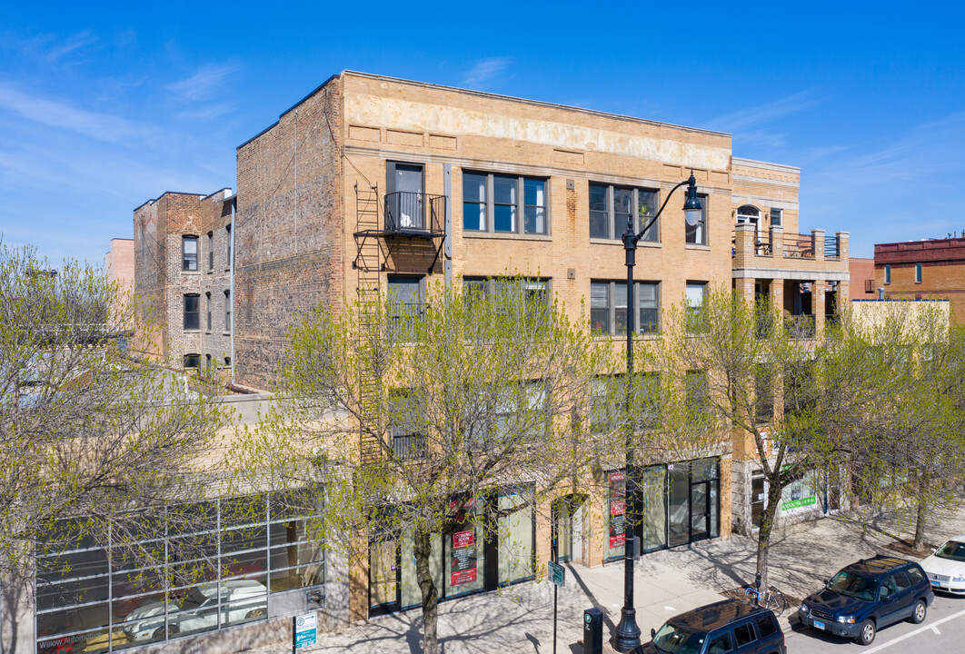 2008 S. Wabash Ave in Chicago, IL - Building Photo