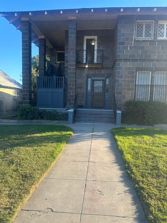 649 W 8th St in San Bernardino, CA - Building Photo - Building Photo
