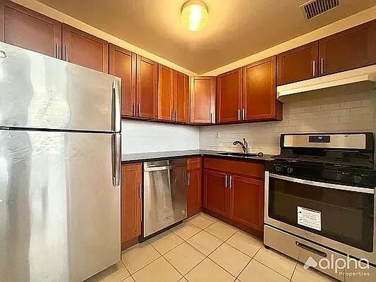203 Rivington St in New York, NY - Building Photo - Building Photo