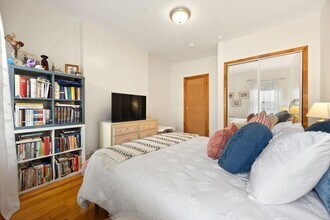 228 Willow Ave in Hoboken, NJ - Building Photo - Building Photo