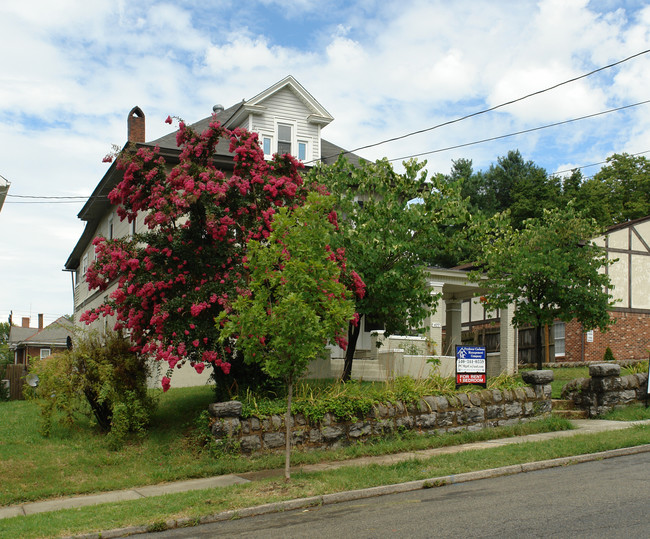 422 Walnut Ave SE in Roanoke, VA - Building Photo - Building Photo