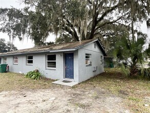 402 Terry St in Wildwood, FL - Building Photo - Building Photo