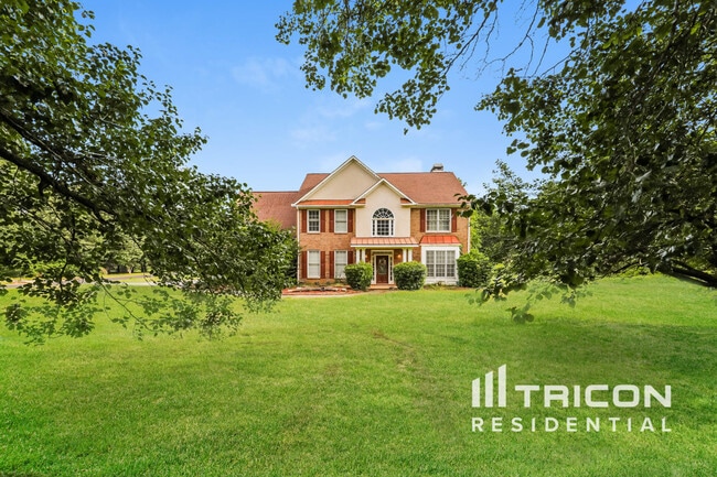 property at 105 Nix Ct