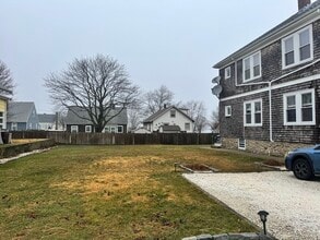 15 Clara St in New Bedford, MA - Building Photo - Building Photo