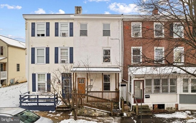 property at 308 E Miner St