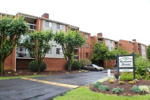 1112-6 Blue Ridge Dr in Harrisonburg, VA - Building Photo