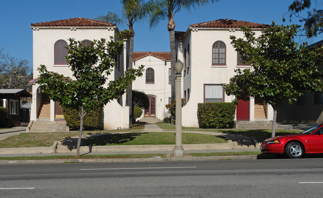 5709-5715 Huntington Dr in Los Angeles, CA - Building Photo - Building Photo