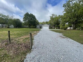 5099 Mars Hill Rd in Bogart, GA - Building Photo - Building Photo