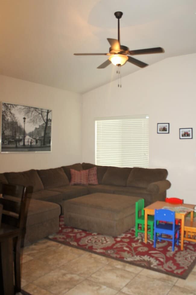 6837 Cactus Thrush Drive in El Paso, TX - Building Photo - Building Photo