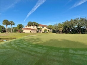 9411 Discovery Terrace, Unit 102B in Bradenton, FL - Building Photo - Building Photo