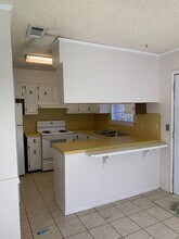 1625 Southland Ct in Baton Rouge, LA - Building Photo - Building Photo