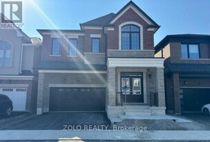 77 Suzuki St in Barrie, ON - Building Photo