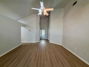 5116 SW 94th St in Gainesville, FL - Building Photo - Building Photo