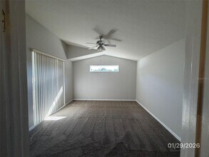 2611 Vinedale Ave in Valrico, FL - Building Photo - Building Photo