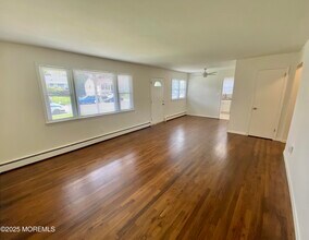 1404 Treeneedle Rd in Point Pleasant, NJ - Building Photo - Building Photo