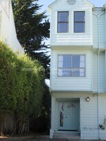 363 Spencer St in Monterey, CA - Building Photo