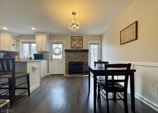 2109 Jamestown Common in Hillsborough Township, NJ - Building Photo - Building Photo