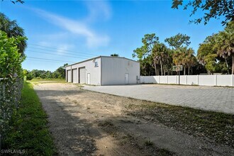 6070 Lancewood Way in Naples, FL - Building Photo - Building Photo