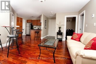 810 Blackburn Mews in Kingston, ON - Building Photo - Building Photo