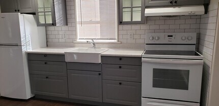 57 N 200 W St in Paragonah, UT - Building Photo - Building Photo