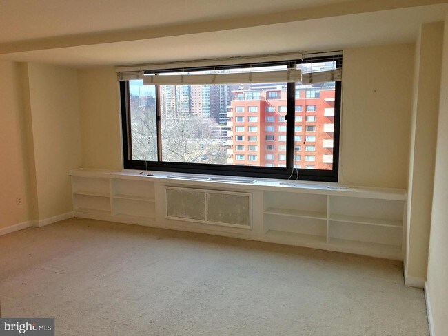 1011 Arlington Blvd-Unit -947 in Arlington, VA - Building Photo - Building Photo