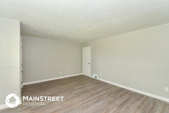 1660 Valencia Rd in Decatur, GA - Building Photo - Building Photo