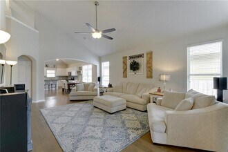 621 Cortona Ln in Georgetown, TX - Building Photo - Building Photo