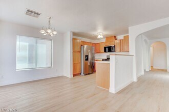6540 E Slate Springs Ct in Las Vegas, NV - Building Photo - Building Photo