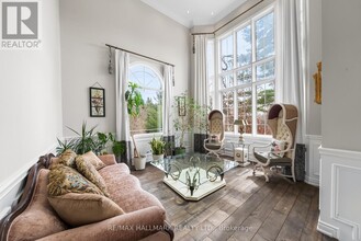 31 Marinucci Ct in Richmond Hill, ON - Building Photo - Building Photo