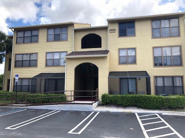 2303 N Congress Ave Photo