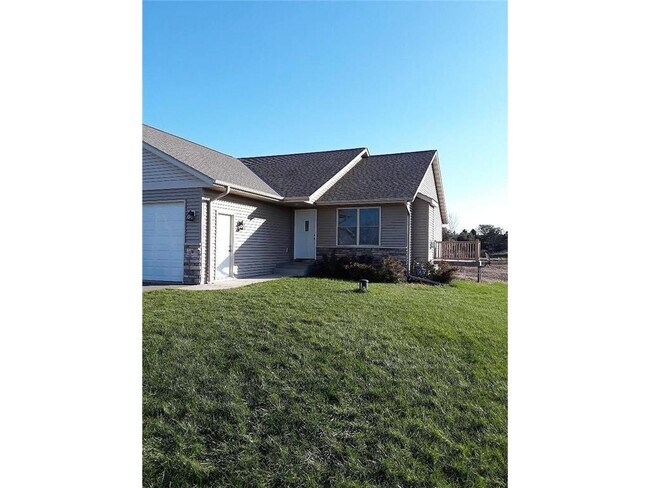 1304 146th Ave in New Richmond, WI - Building Photo - Building Photo