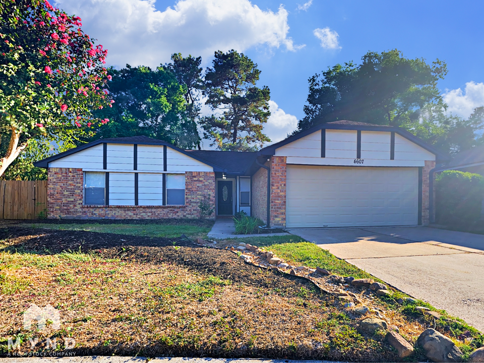 4607 Rivertree Ln in Spring, TX - Building Photo