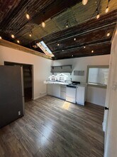 1053 S Southern St in Seattle, WA - Building Photo - Building Photo