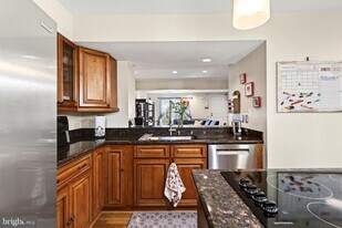 14230 Oxford Dr in Laurel, MD - Building Photo