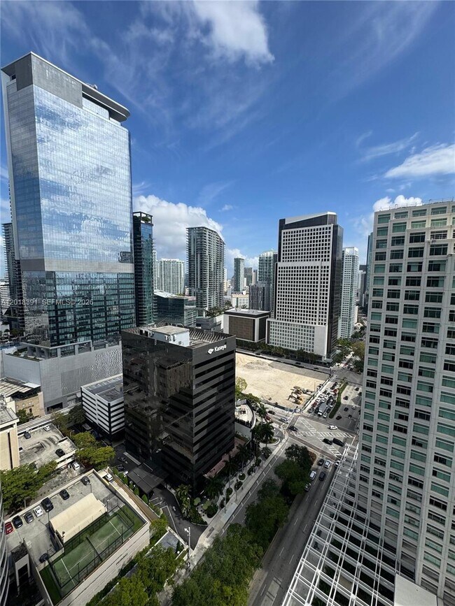property at 951 Brickell Ave