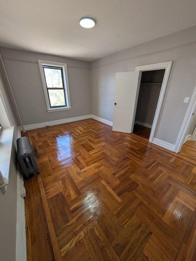 175 Ellis Ave, Unit 303 in Irvington, NJ - Building Photo - Building Photo