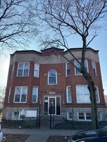 4035 W Harrison St in Chicago, IL - Building Photo