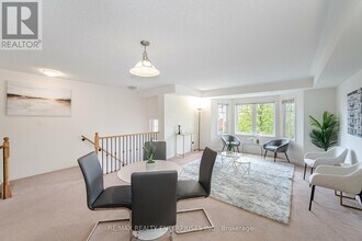 3375-3375 Thomas St in Mississauga, ON - Building Photo - Building Photo