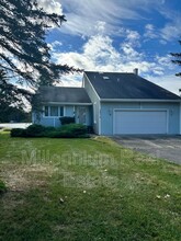 2814 Galway Bay Dr in Metamora, MI - Building Photo - Building Photo