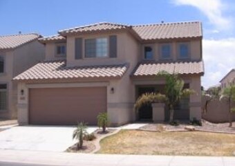 44165 W Lindgren Dr in Maricopa, AZ - Building Photo