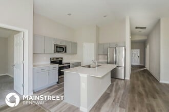 5512 Arlington River Dr. in Lakeland, FL - Foto de edificio - Building Photo