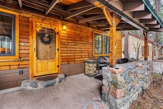 3628 Forest Ave in South Lake Tahoe, CA - Building Photo - Building Photo