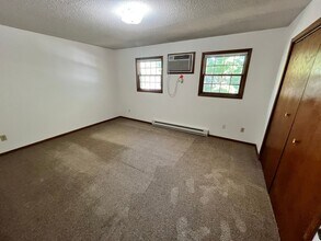 3803 Fairfax St in Eau Claire, WI - Building Photo - Building Photo