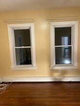 76 Malden St, Unit First floor apartment 1 in Everett, MA - Building Photo - Building Photo