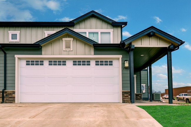 Creekstone in Williston, ND - Building Photo - Building Photo