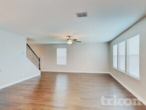 1519 Overlook Bank in San Antonio, TX - Building Photo - Building Photo