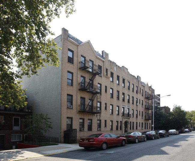 2015 E 7th St in Brooklyn, NY - Building Photo - Building Photo